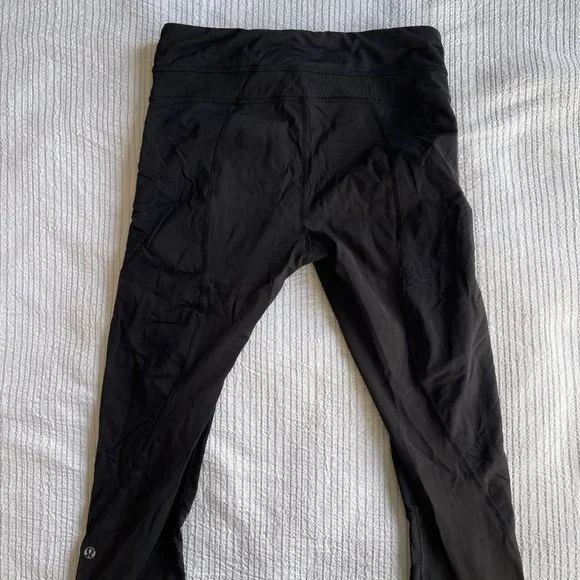 Lululemon Cropped Leggings - Picture 3 of 5
